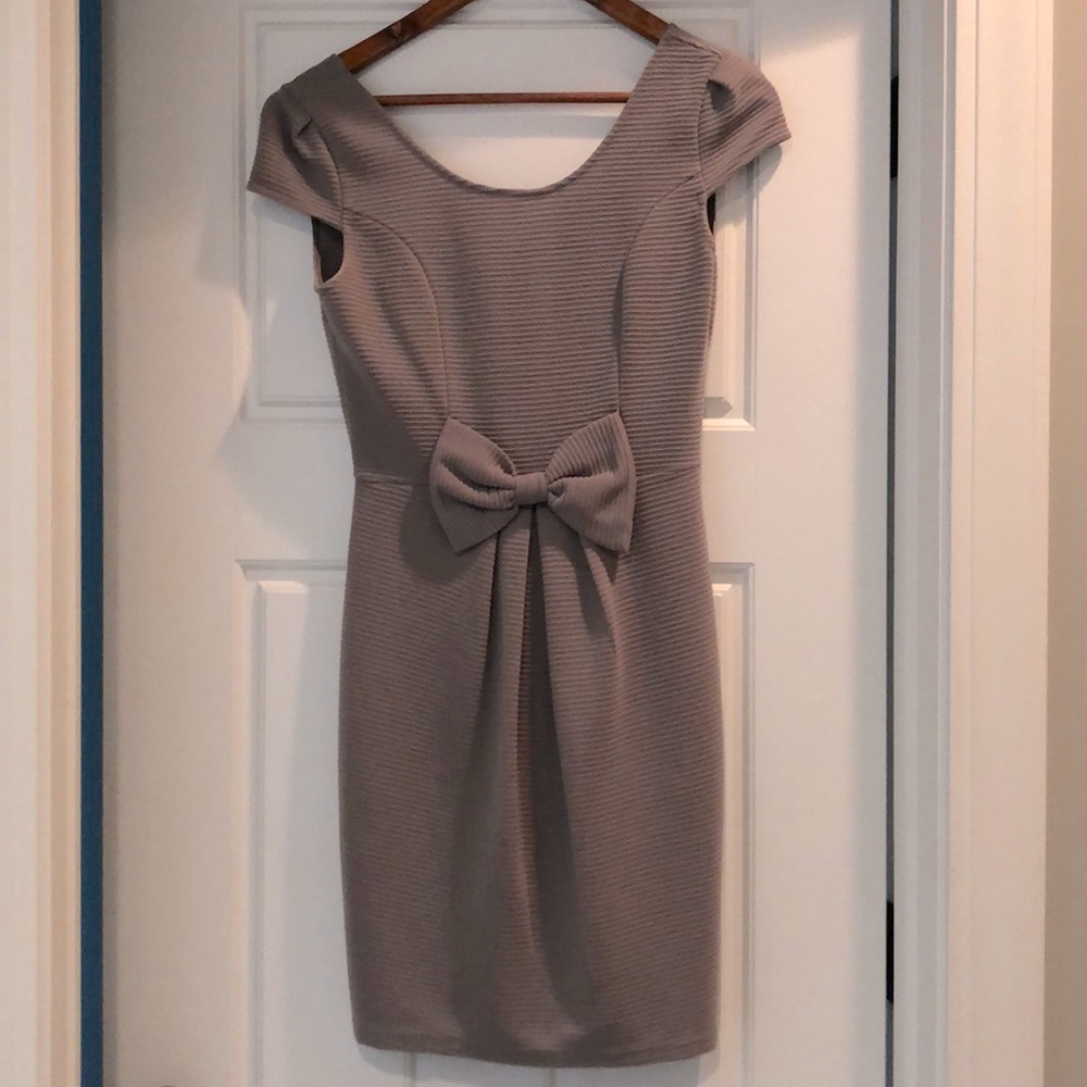 Taupe dress XS